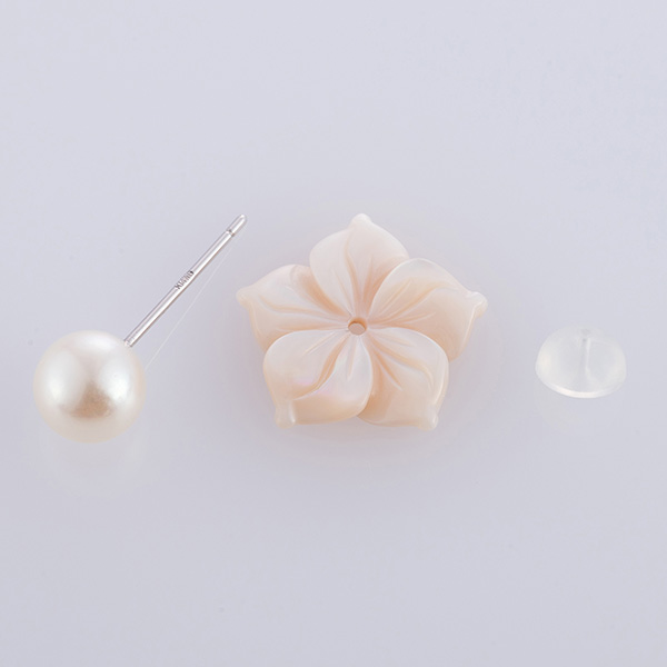 TAKEDAパールピアス 白蝶・桃蝶（7mm）